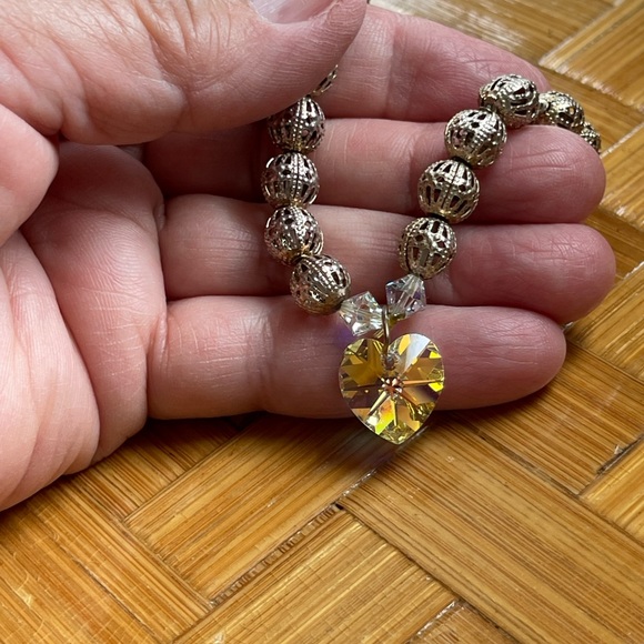 🌟HOST PICK!🌟🌹Swarovski heart bracelet and matching clip earrings, vintage - Picture 4 of 8